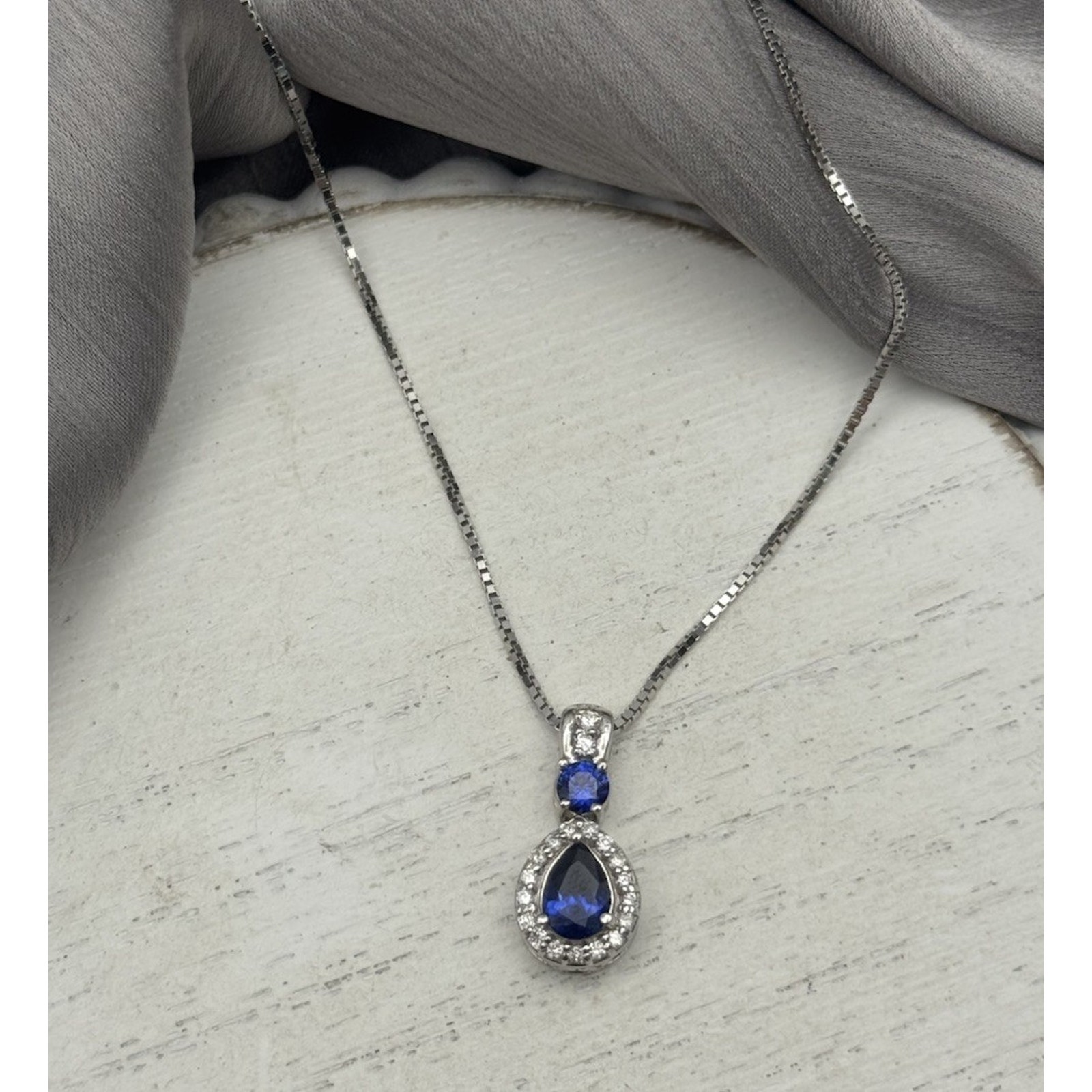 Rci 14k White Gold Sapphire & Diamond Pendant Necklace 5.6g / 22in
